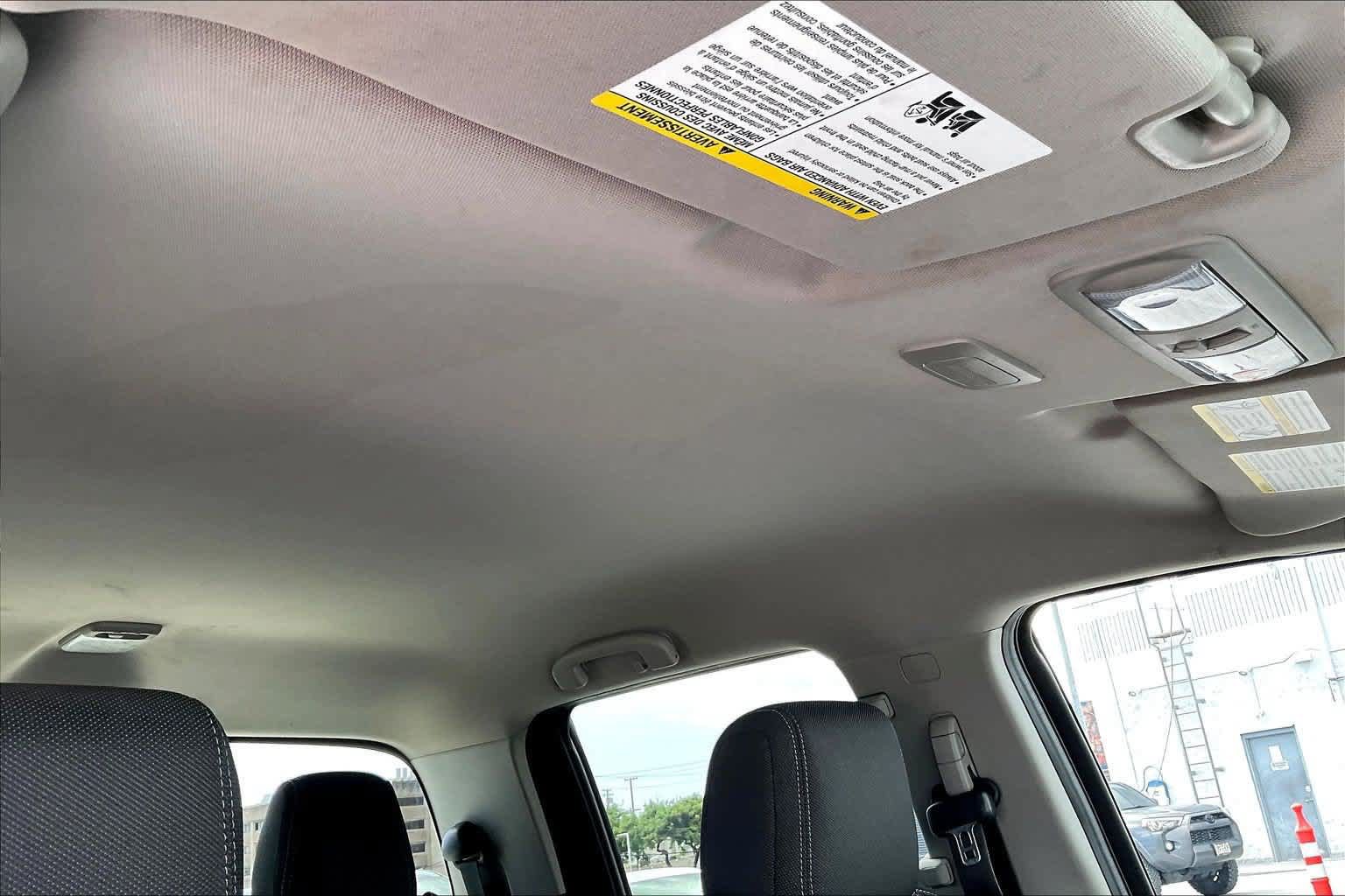 Used 2023 Nissan Frontier SV AWD/4WD image 30