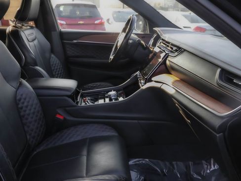 Used 2021 Jeep Grand Cherokee L Summit w/ Luxury Tech Group V image 34