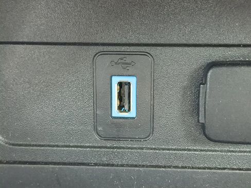 Used 2019 Ford Escape SE image 22