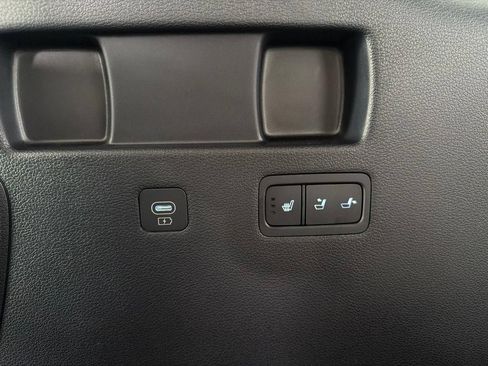 Used 2024 Hyundai Palisade Limited AWD/4WD image 19