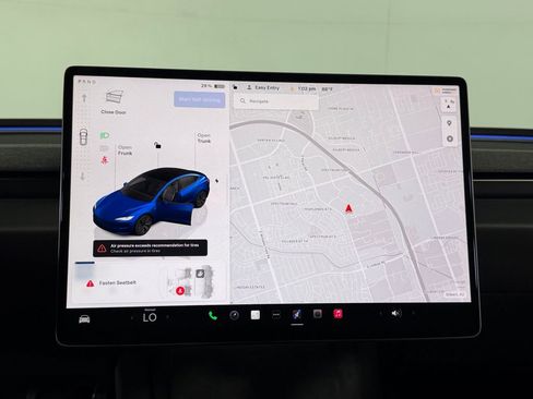 Used 2025 Tesla Model 3 Long Range image 13