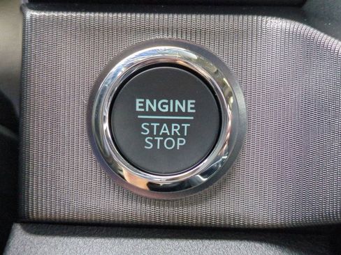 New 2025 Ford F350 Platinum w/ FX4 Off-Road Package image 28