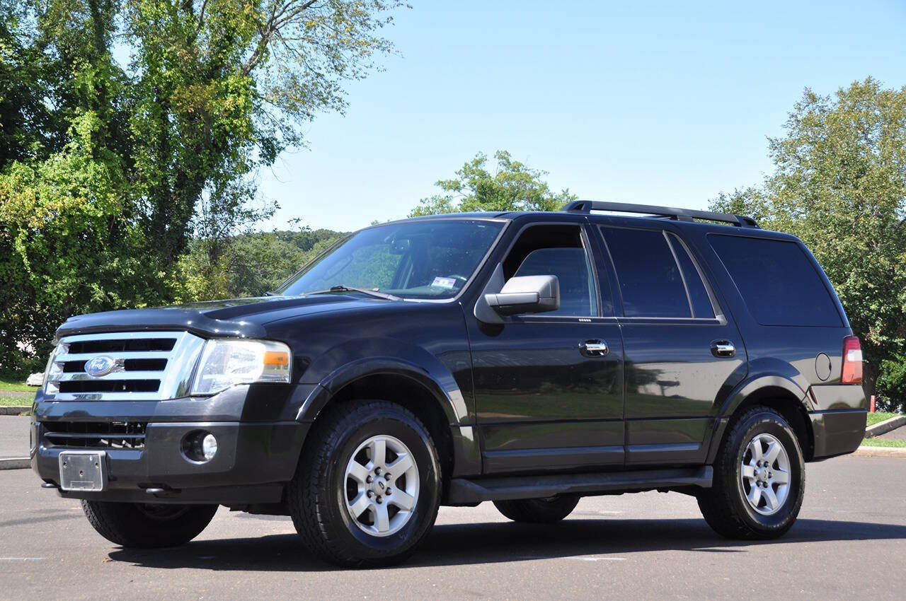 Used 2009 Ford Expedition XLT AWD/4WD image 2