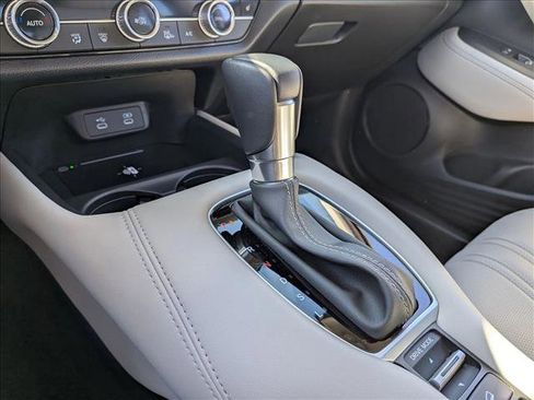 Certified 2026 Honda HR-V EX-L image 11