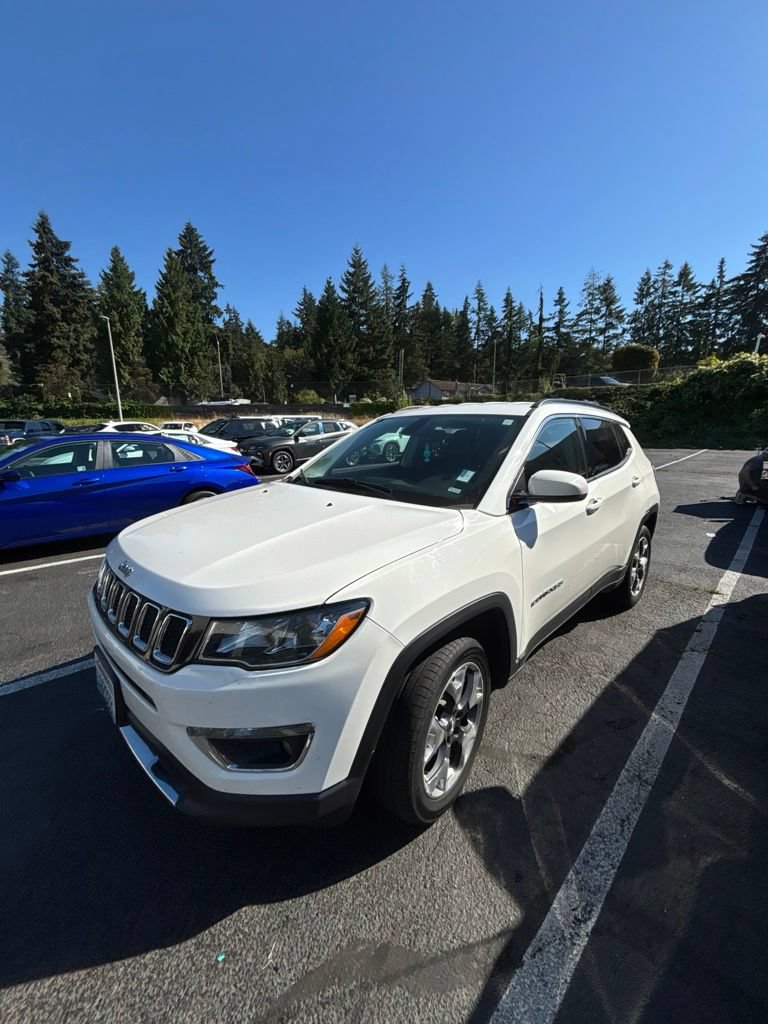 Used 2019 Jeep Compass Limited AWD/4WD image 1
