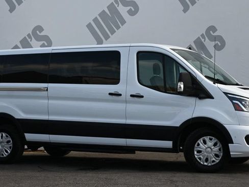 Used 2023 Ford Transit 350 XLT RWD image 3