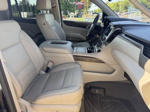 Used 2018 GMC Yukon Denali w/ Denali Ultimate Package AWD/4WD image 16