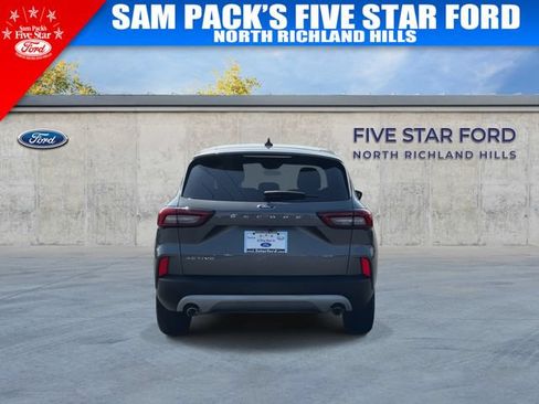 Used 2024 Ford Escape Active FWD image 8