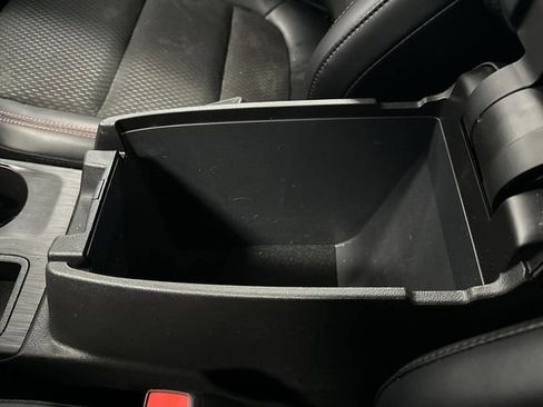 Certified 2025 Ford Escape ST-Line Elite image 22