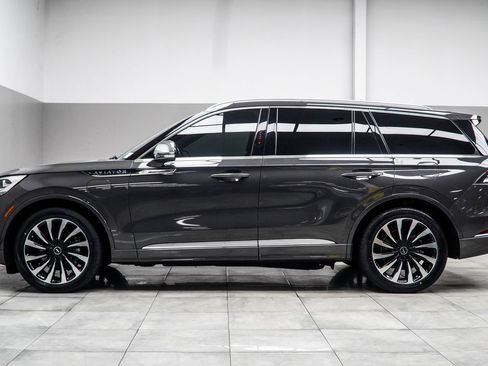 Used 2021 Lincoln Aviator Black Label Grand Touring AWD/4WD image 11