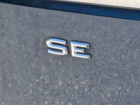 Used 2018 Volkswagen Atlas SE AWD/4WD image 12