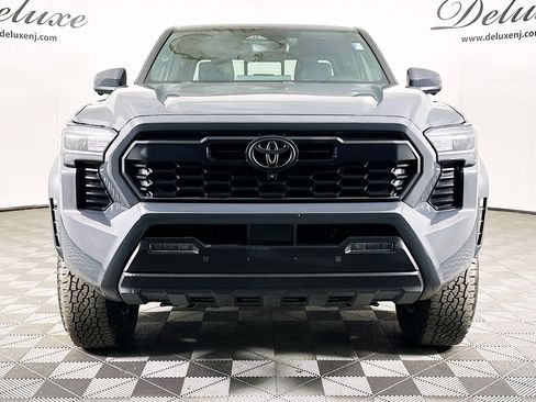 Used 2024 Toyota Tacoma TRD Off-Road w/ TRD Off Road Premium Package image 2