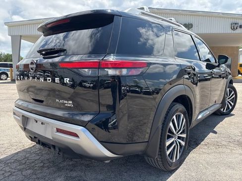 Used 2022 Nissan Pathfinder Platinum w/ Cargo Package AWD/4WD image 9