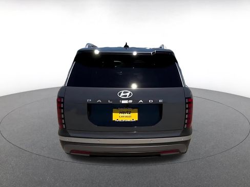 Used 2026 Hyundai Palisade SEL FWD image 12