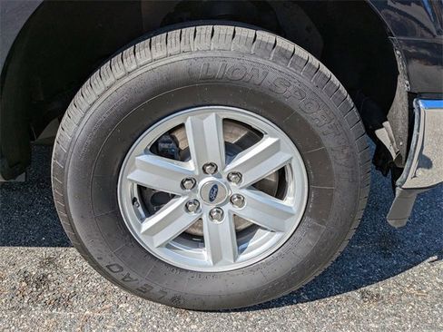 Certified 2022 Ford F150 XLT image 11