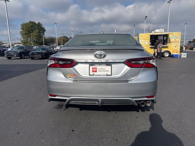 Used 2024 Toyota Camry SE w/ Cold Weather Package FWD image 6