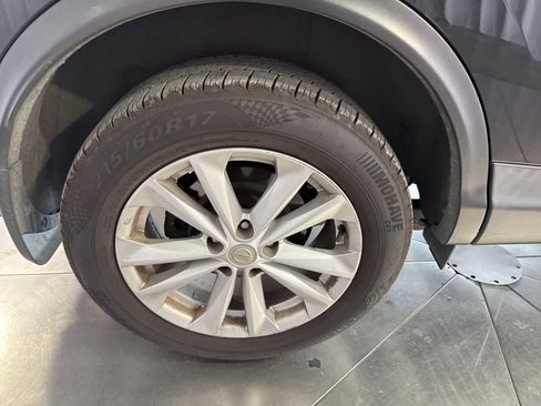 Used 2017 Nissan Rogue Sport S w/ S Appearance Package FWD image 10