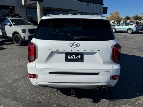 Used 2021 Hyundai Palisade Limited image 4