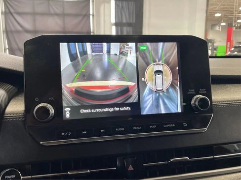 Used 2023 Mitsubishi Outlander SE image 30