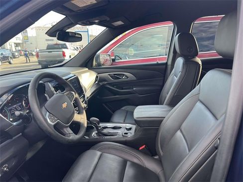 Certified 2023 Chevrolet Traverse LT image 8