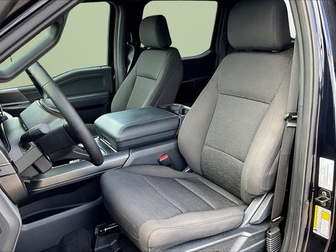 Used 2024 Ford F150 XLT w/ XLT Black Appearance Package image 15