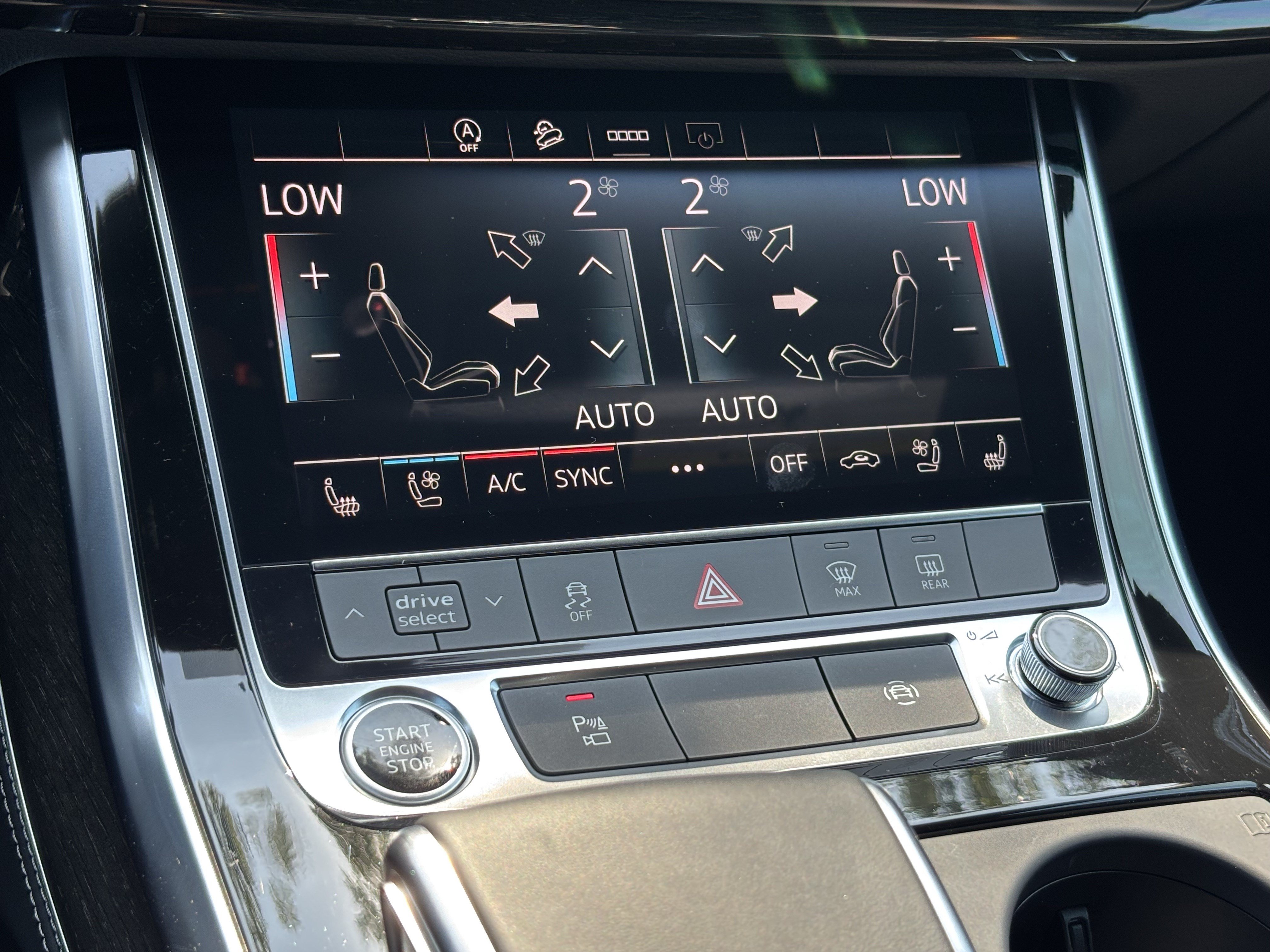 Certified 2025 Audi Q8 Premium Plus AWD/4WD image 31