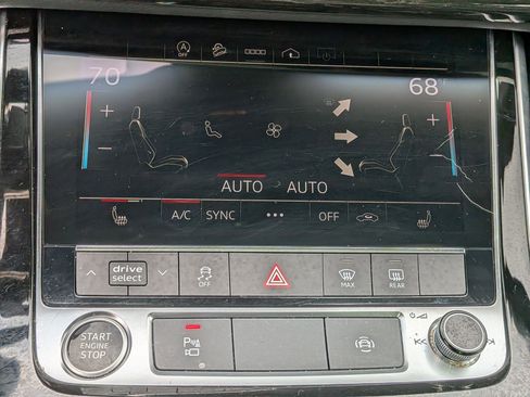 Used 2021 Audi Q7 2.0T Premium w/ Convenience Package image 23