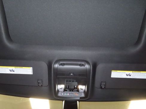 Used 2023 Cadillac XT5 Premium Luxury image 30