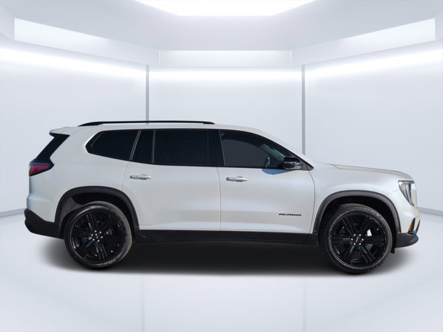 Used 2025 GMC Acadia Elevation w/ Black Edition FWD image 2