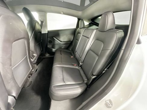Used 2020 Tesla Model Y AWD image 22