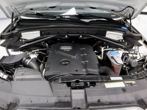 Used 2017 Audi Q5 2.0T Premium image 18