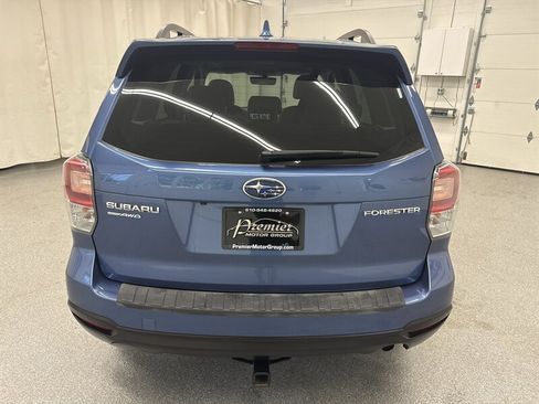 Used 2018 Subaru Forester 2.5i Premium w/ All-Weather Package AWD/4WD image 6