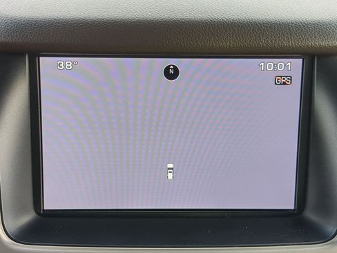 Used 2015 GMC Yukon Denali w/ Premium Package image 24