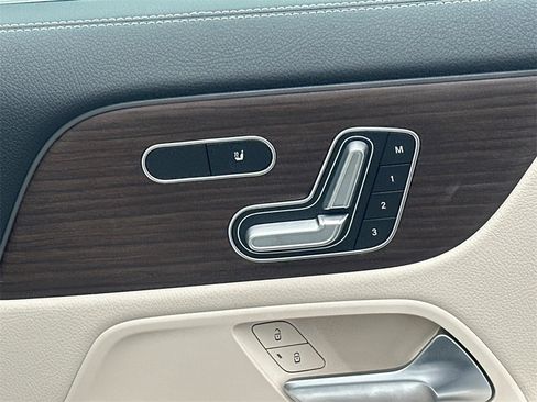 Certified 2026 Mercedes-Benz GLA 250 image 16