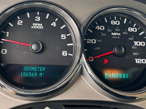 Used 2007 Chevrolet Silverado 1500 LT w/ Towing Package image 17