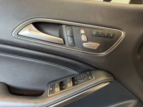 Used 2019 Mercedes-Benz CLA 250 4MATIC image 13