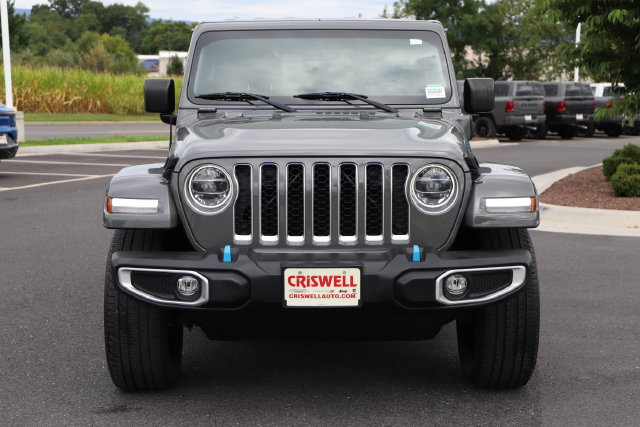 Used 2022 Jeep Wrangler Unlimited Sahara AWD/4WD image 5
