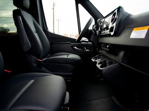 New 2025 Mercedes-Benz Sprinter 2500 image 15