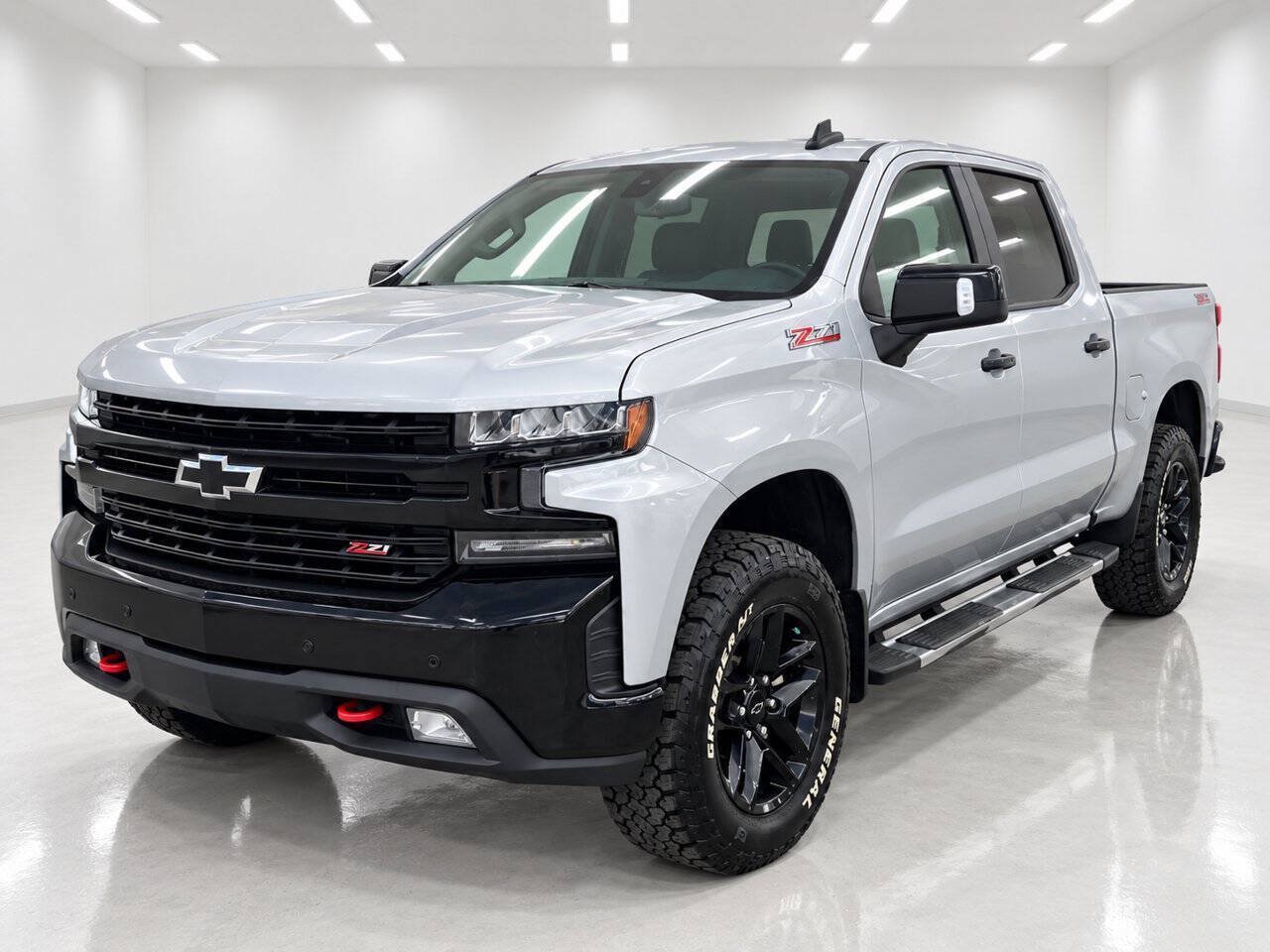 Used 2020 Chevrolet Silverado 1500 LT Trail Boss w/ Convenience Package AWD/4WD image 1