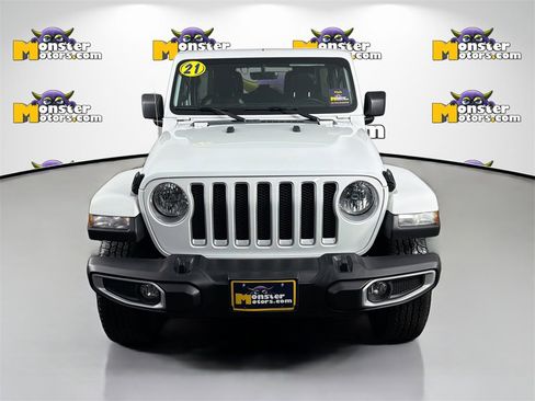Used 2021 Jeep Wrangler Unlimited Sahara w/ Uconnect 4C Nav & Sound Group image 2