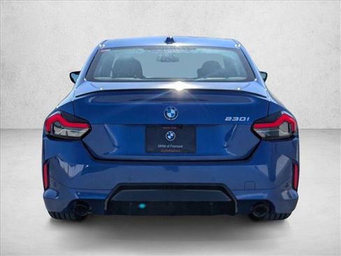Used 2025 BMW 230i Coupe w/ M Sport Package image 7