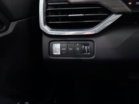 Certified 2024 GMC Acadia Denali w/ Super Cruise Package image 27