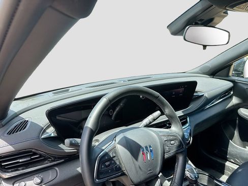 Used 2026 Buick Envista Sport Touring w/ Convenience I Package FWD image 11