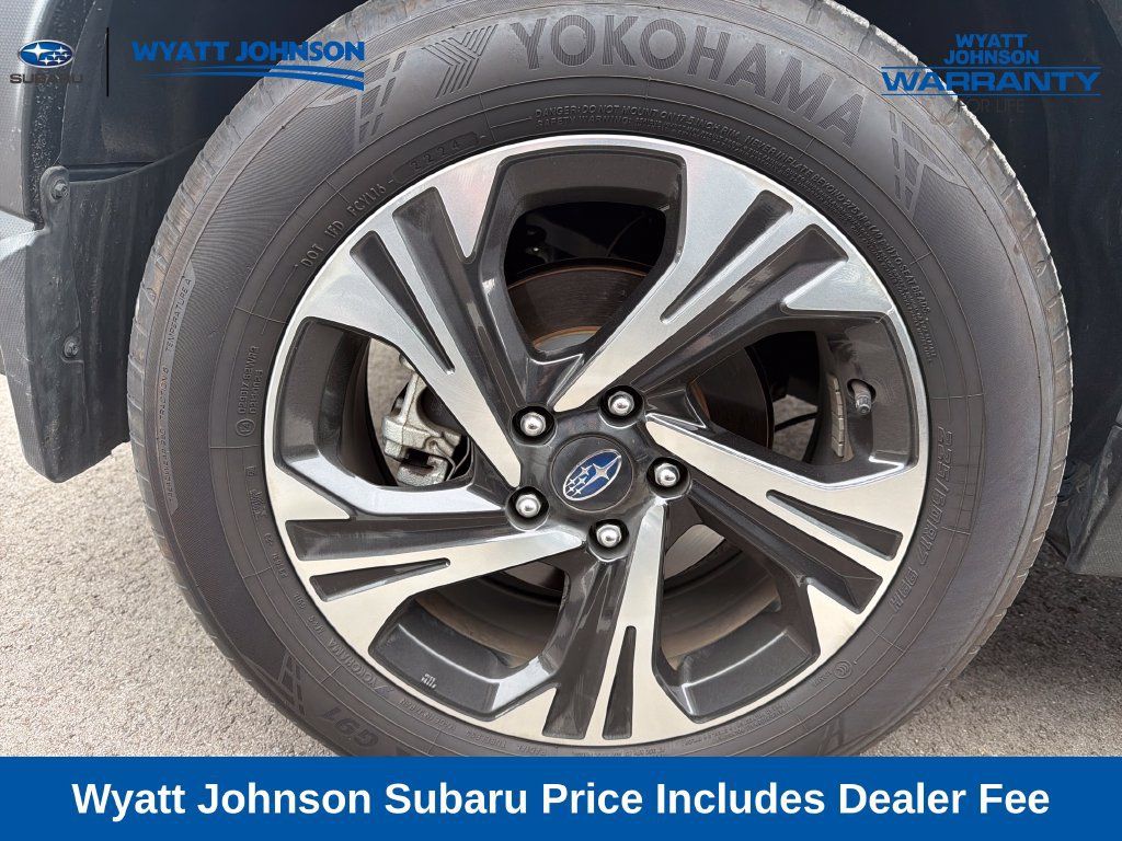Used 2024 Subaru Crosstrek 2.0i Premium AWD/4WD image 9