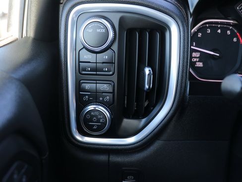 Used 2021 GMC Sierra 1500 AT4 w/ AT4 Preferred Package image 12