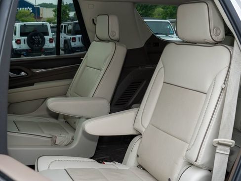 Used 2021 GMC Yukon Denali AWD/4WD image 11