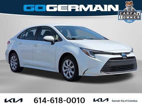 Used 2025 Toyota Corolla LE FWD image 4