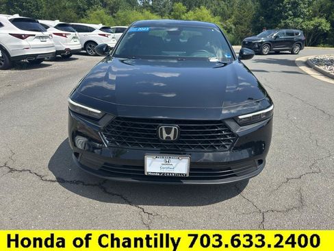 Used 2023 Honda Accord Sport image 2