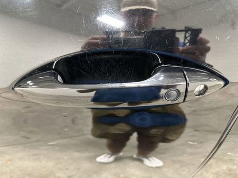 Used 2023 Honda Passport EX-L image 13