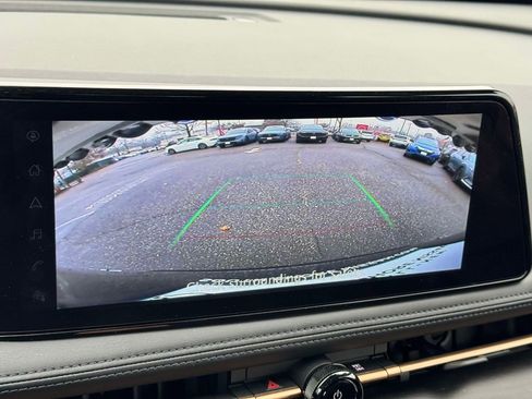 Certified 2024 Nissan Ariya FWD image 28